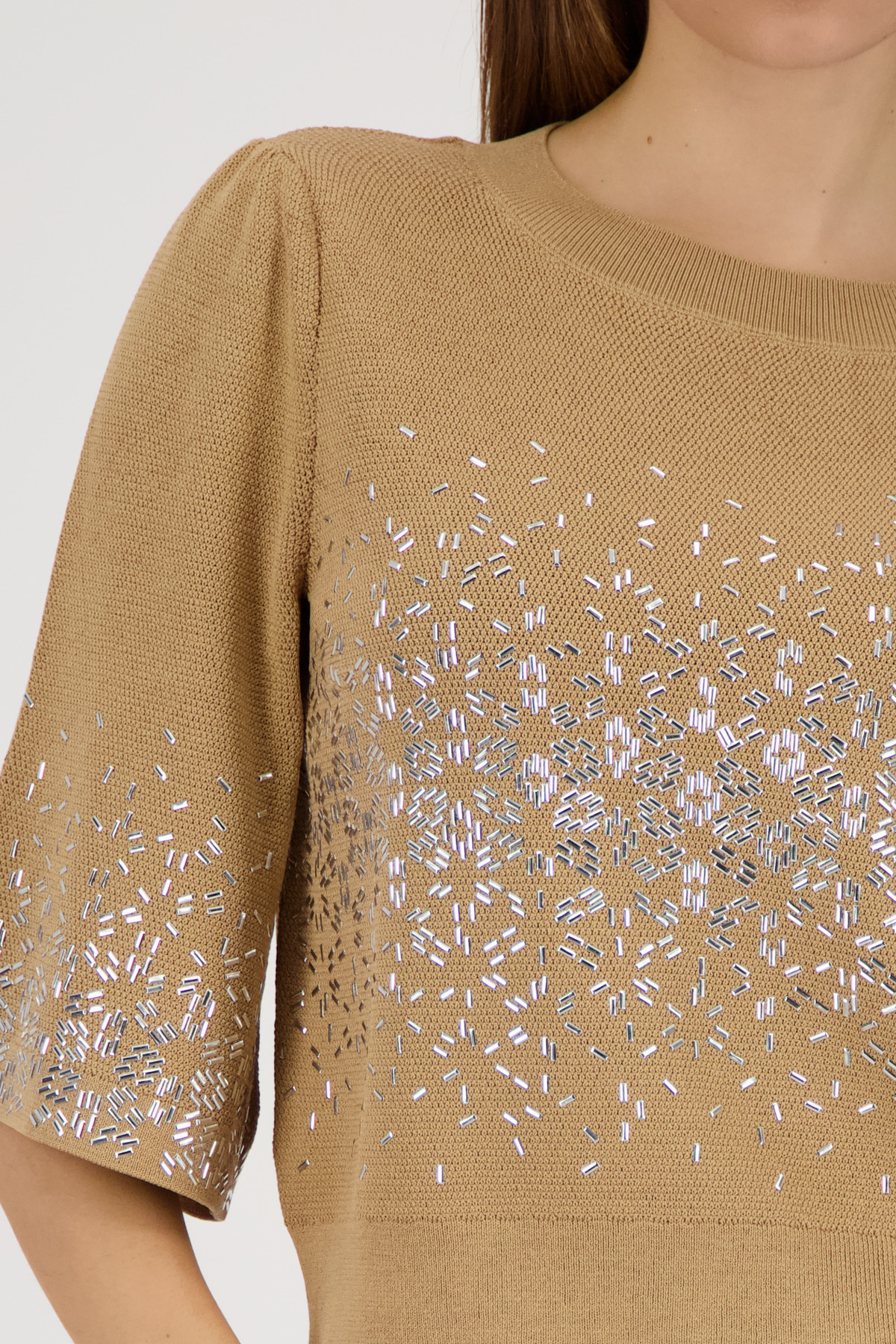 410274_546_Model_Zoom_1200